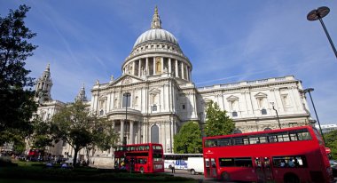 St. Paul's Cathedral in London clipart