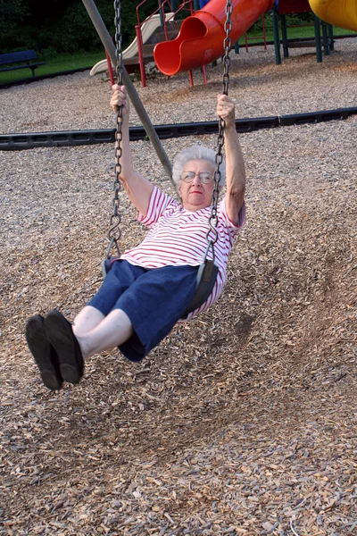 Swingende grootmoeder 4 — Stockfoto