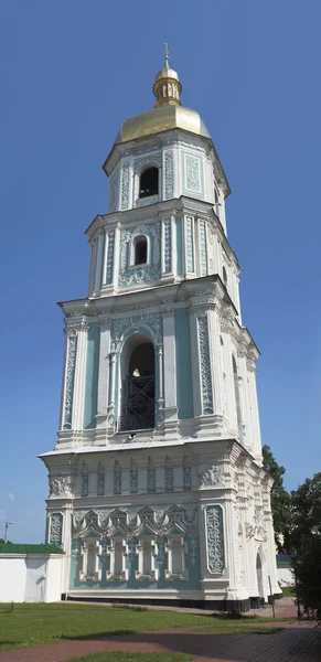 Belltower of St. Sophia complex in Kiev — Stock Photo, Image