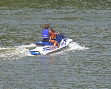 su jet ski