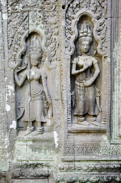 Khmerský kamenné rytiny angkor wat Kambodža — Stock fotografie
