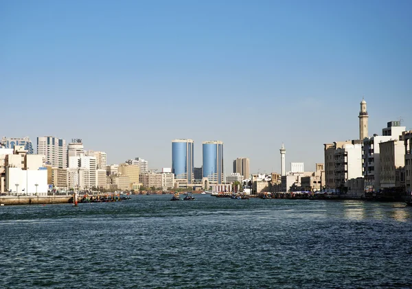 迪拜城市港口和城市的看法 — 图库照片