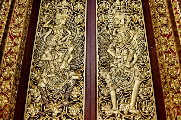 Drzwi świątyni w bali Indonezja — Zdjęcie stockowe