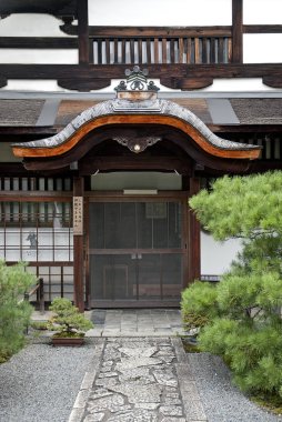 kyoto Japonya'da Şinto Tapınağı