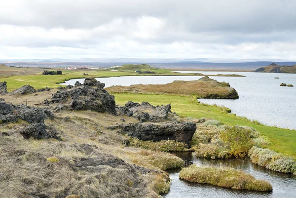 Vulkanlandschaft im Landesinneren von Island — Stockfoto