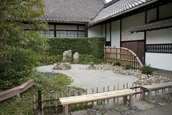 Kyoto Japonya'da Japon geleneksel taş Bahçe — Stok fotoğraf