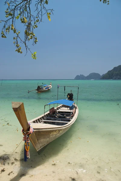 Tailandia playa vacaciones exóticas turismo tropical Asia mar traditi — Foto de Stock