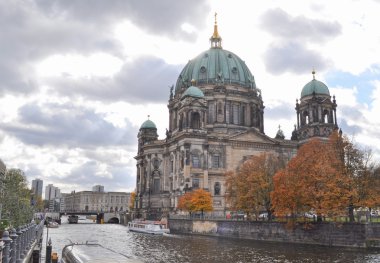 Berlinli Dom