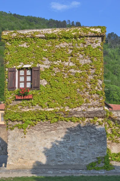 Castelvecchio di Rocca Barbena — Fotografia de Stock