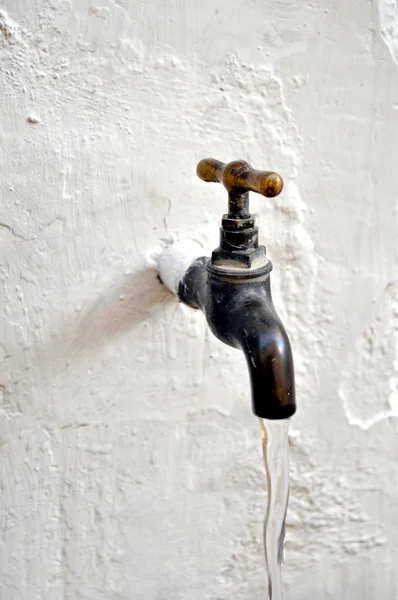 Su musluk vanası — Stok fotoğraf