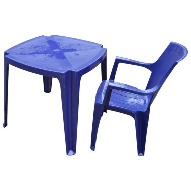 plastik masa ve sandalye izole