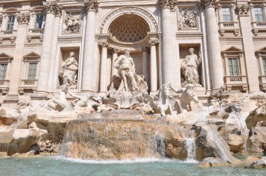 Trevi Çeşmesi, Roma