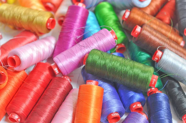 Colour sewing wire thread — Stock Photo, Image