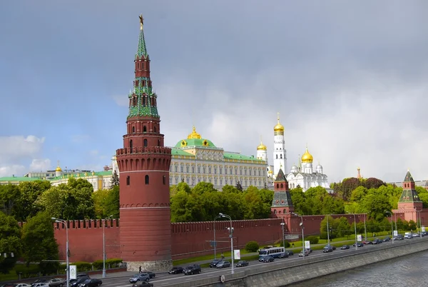 Kreml moskwy i rzeka moskwa — Zdjęcie stockowe
