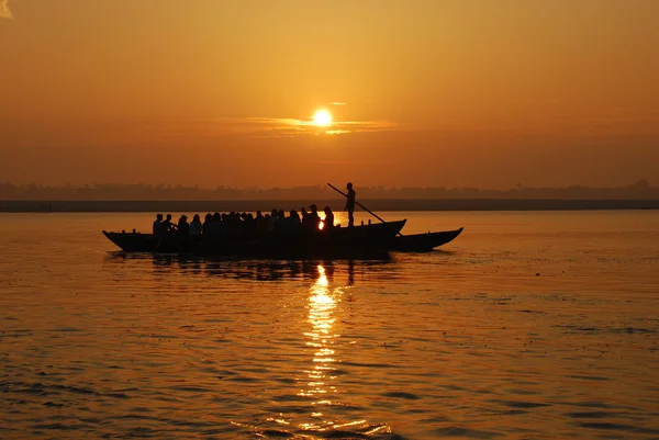 Alba sul fiume Ganga Fotografia Stock