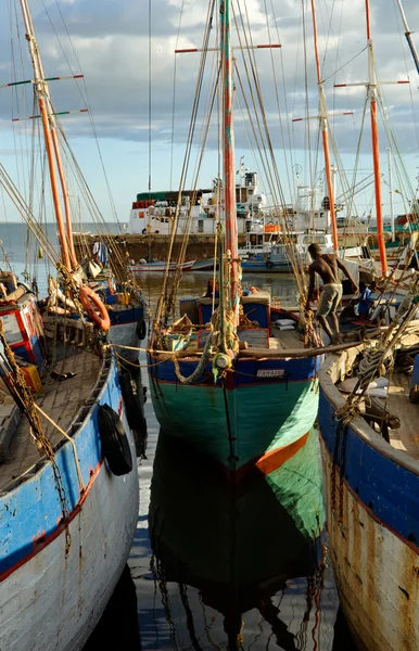 单桅帆船港、 马任加 — 图库照片