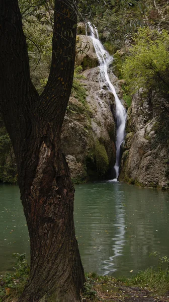 Elegant vattenfall — Stockfoto