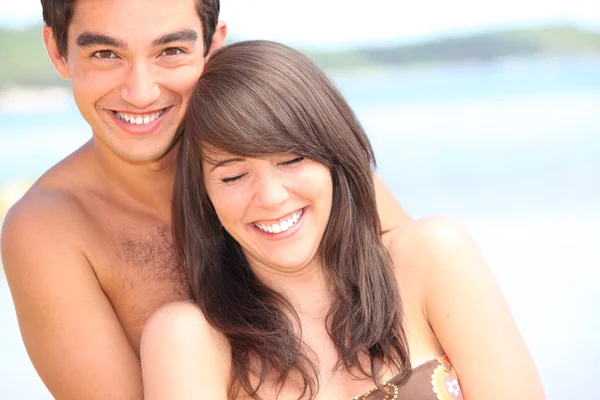 Mann und Frau lächeln — Stockfoto