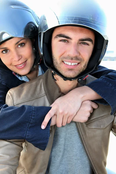 Couple on a scooter — Stock Photo, Image