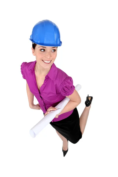 安全帽和高跟鞋的女建筑师 — 图库照片
