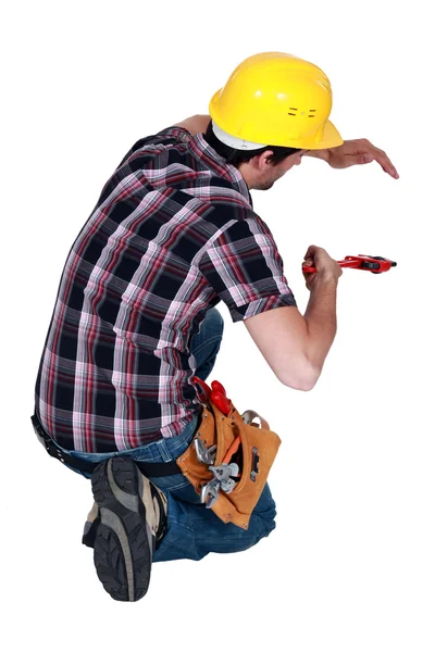 A plumber at work. — Stock Photo, Image