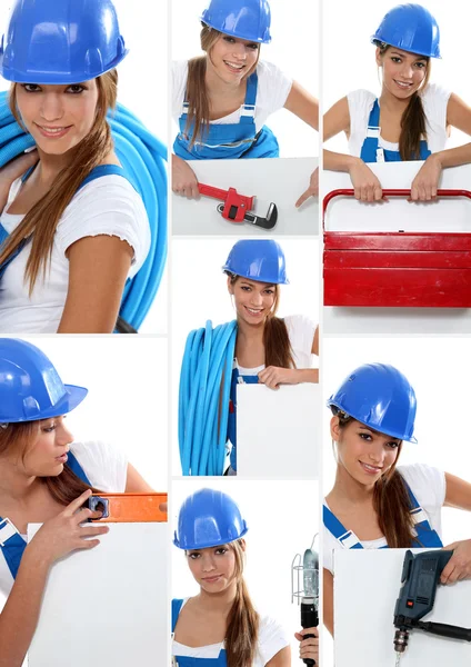 Usmívající se dívka instalatér v montérkách — Stock fotografie