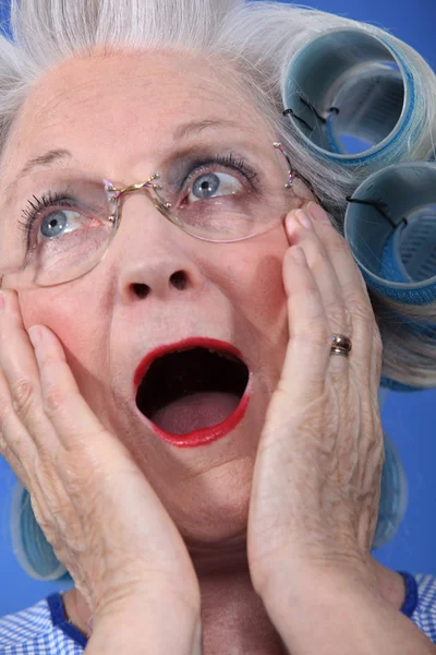Shocked old lady — Stock Photo, Image