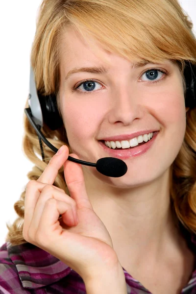 Blond callcenter werknemer — Stockfoto