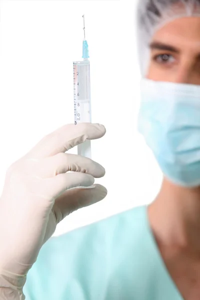 Enfermeira segurando injeção — Fotografia de Stock