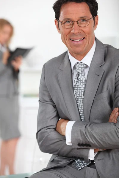 Uomo d'affari sorridente — Foto Stock