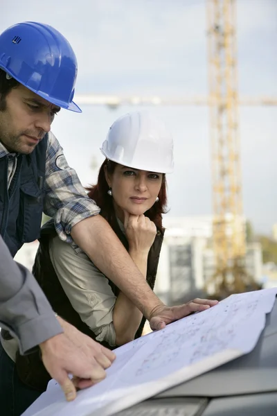 Werknemers in de bouw website — Stockfoto