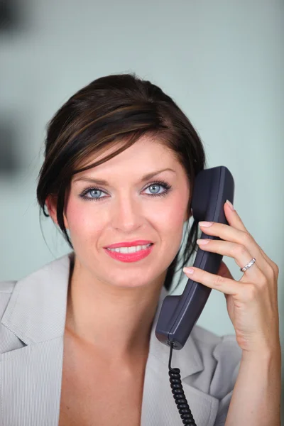 Donna d'affari al telefono — Foto Stock