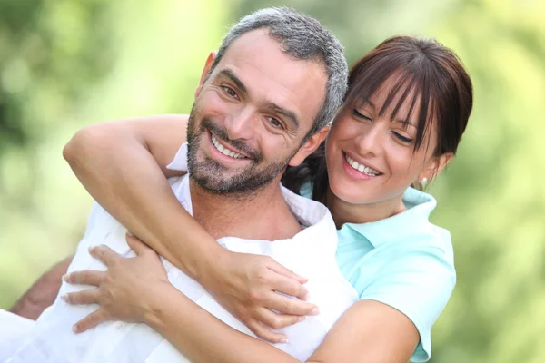 Porträt eines glücklichen Paares — Stockfoto