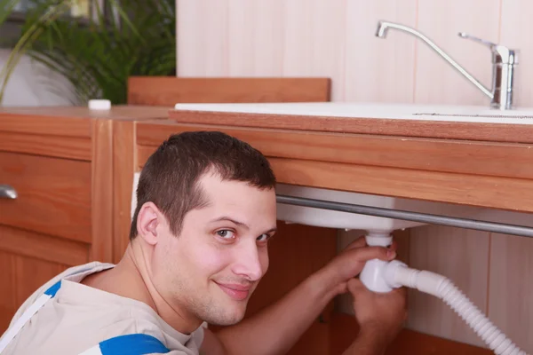 Hombre en el baño — Foto de Stock