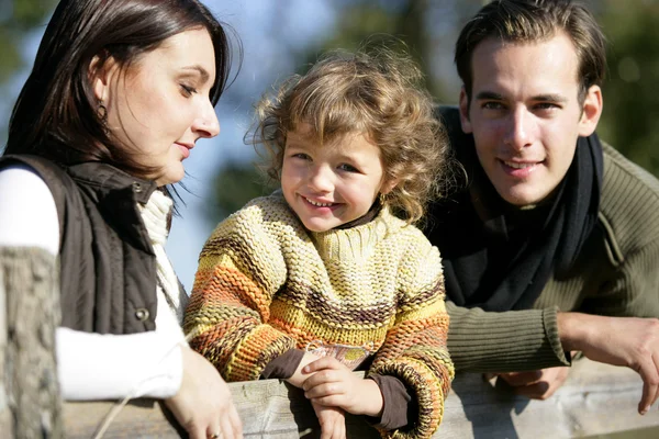 Young family in the countryside — Stock Photo, Image