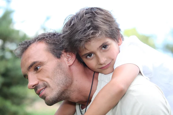 Porträtt av en far och hans son — Stockfoto