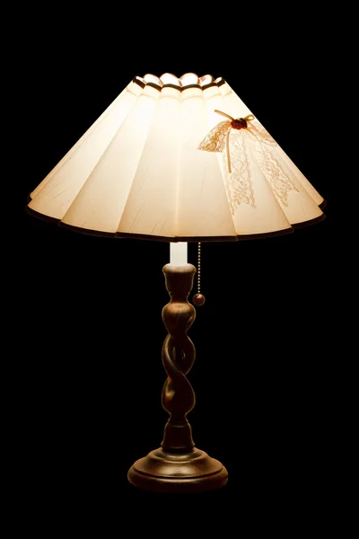 Klassieke tafellamp met lichten op — Stockfoto
