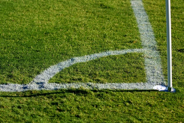 Hörnet markör för en fotbollsplan — Stockfoto