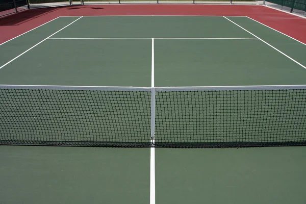 Γήπεδο τένις, καθώς και καθαρό — Φωτογραφία Αρχείου