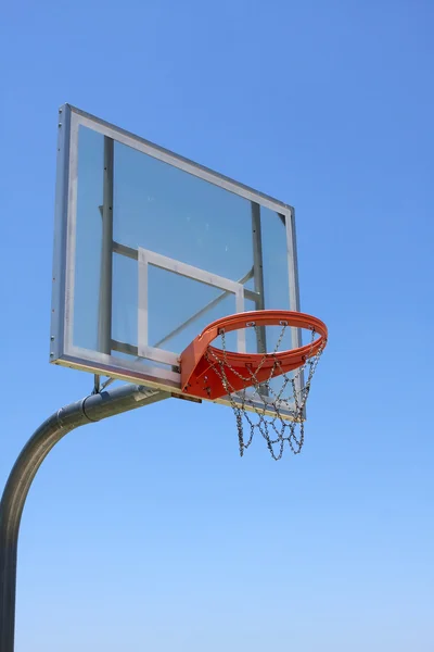 野外バスケットボール・フープ — ストック写真