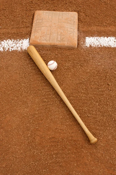Baseball & Bat near Third — Stock Photo, Image
