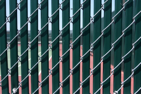 Windschutzscheibe für Tennisplatz — Stockfoto
