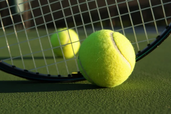 Tennis Balls and Racket — Stock Photo, Image