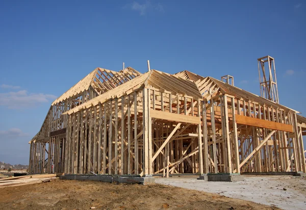 Nueva casa en construcción — Foto de Stock