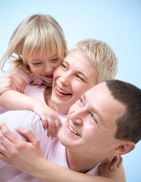 Jovem família feliz — Fotografia de Stock