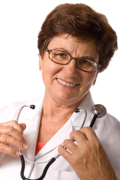 Porträtt av en leende kvinnlig läkare — Stockfoto