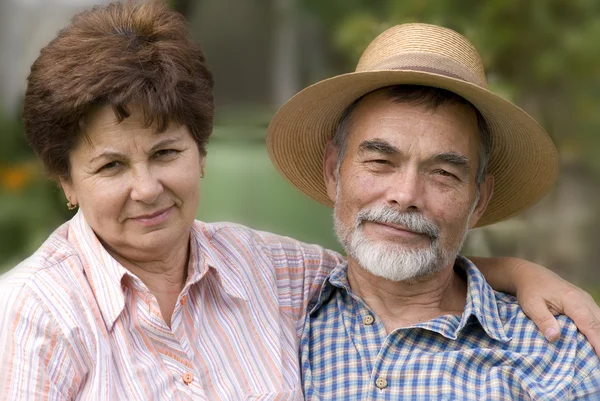 Romantic senior couple — Stock Photo, Image