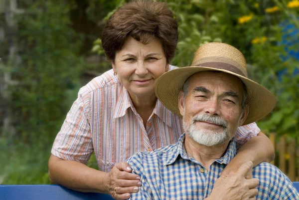 Romantisches Seniorenpaar — Stockfoto