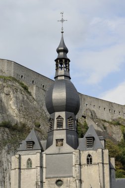 Notre dame çan kulesi, dinant