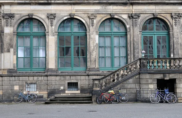 Bicycles at zwinger, dresden — Stock Photo, Image